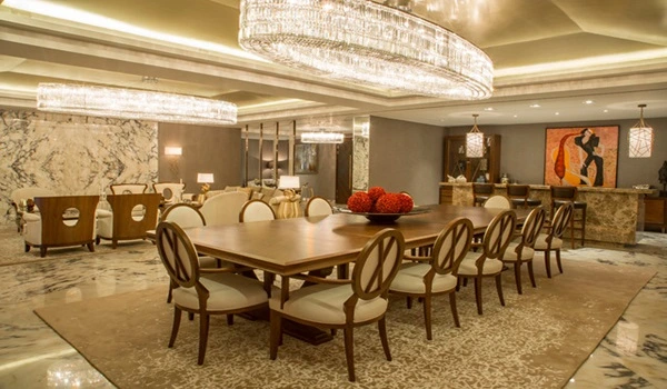 Embassy One North Dining Area